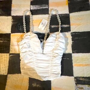 Brand: Windsor, Color: White, Size: Xs, Never worn, Excellent Condition.